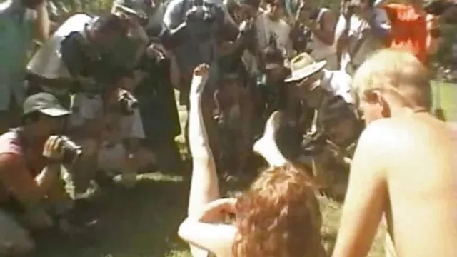 انجمن بدون ثبت نام سه فیلمسکس دیده بان نفر در آشپزخانه